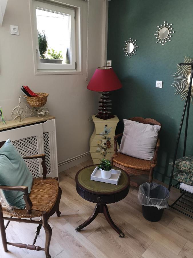 La Cour Du Puits Chambre Maxime 코르메이유 외부 사진