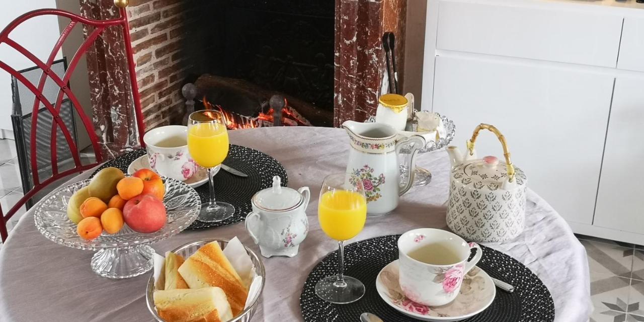 La Cour Du Puits Chambre Maxime 코르메이유 외부 사진